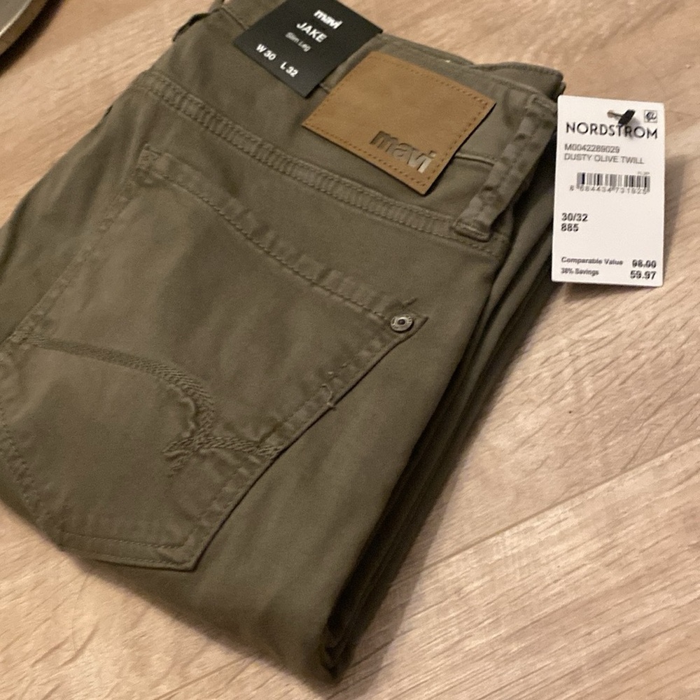 Nordstrom Men's Bootcut Jeans in Olive